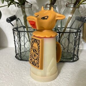 Vintage Moo Cow Plastic Creamer 1950s kitsch Whirley Industries Pennsylvania